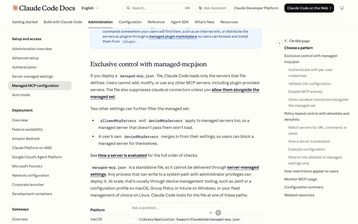 De beheerpagina voor MCP in Claude Code met de systeempaden voor het bestand managed-mcp punt json per besturingssysteem en de waarschuwing dat matchen op servernaam geen beveiligingsmaatregel is.