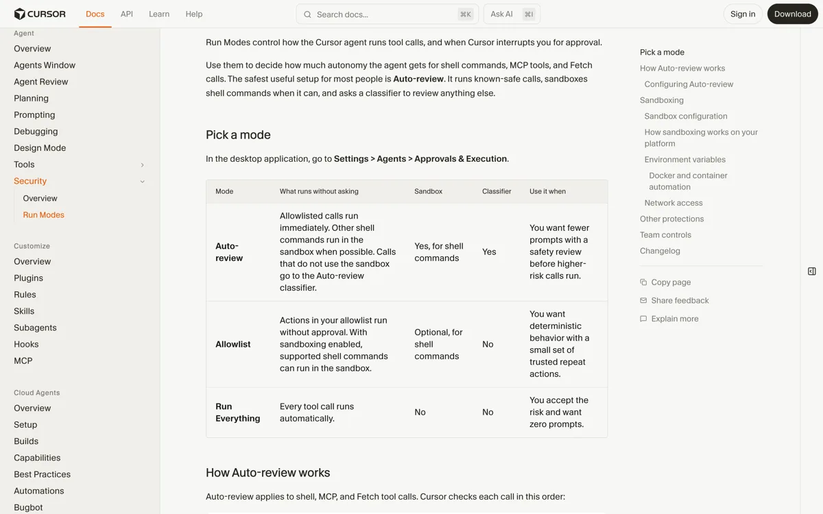 De officiele documentatie over run modes van Cursor met de waarschuwing dat de classifier fouten kan maken door een aanroep toe te staan die je zou hebben geblokkeerd of andersom, en de expliciete vermelding dat auto-review geen beveiligingsgrens is.
