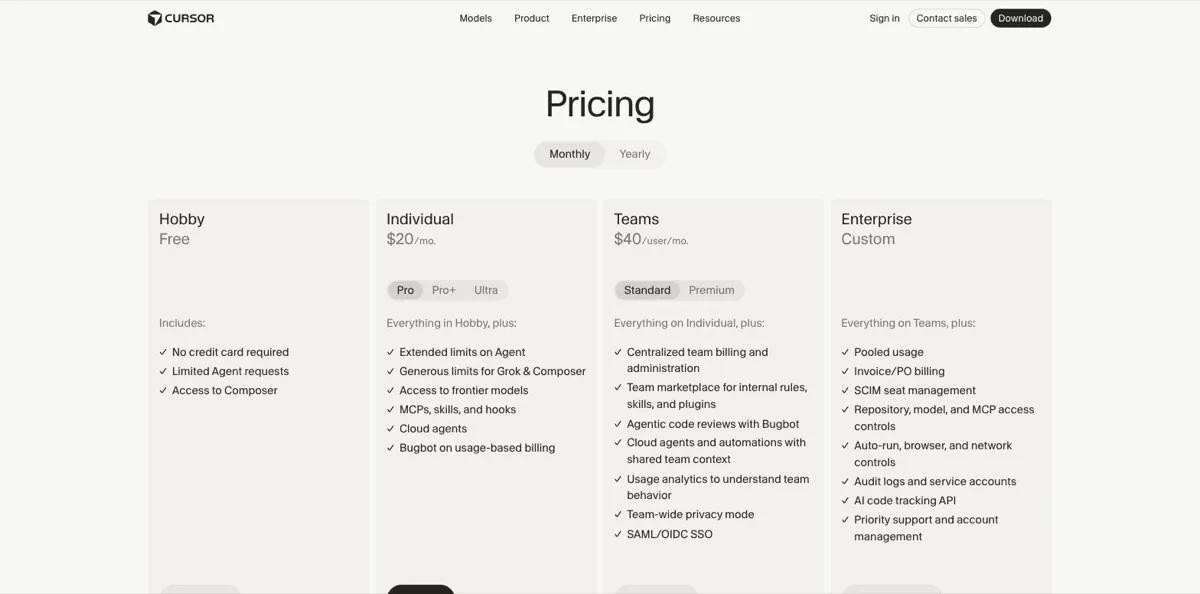 De officiele prijspagina van Cursor met vier plannen naast elkaar: Hobby gratis, Individual vanaf $20 per maand met de varianten Pro, Pro+ en Ultra, Teams $40 per gebruiker per maand met Standard en Premium, en Enterprise op aanvraag.